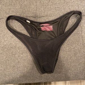 VS Bikini bottom